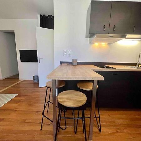 Appartement Climatise 4 Personnes / Centre-Ville Besançon Exteriör bild